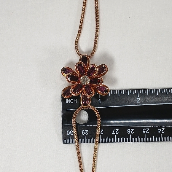 Vintage Gold Tone Bracelet With Purple Glass Flower Unsigned 7.5" - Picture 10 of 11